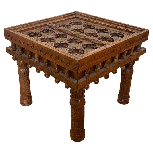 Antico tavolino raro etnico