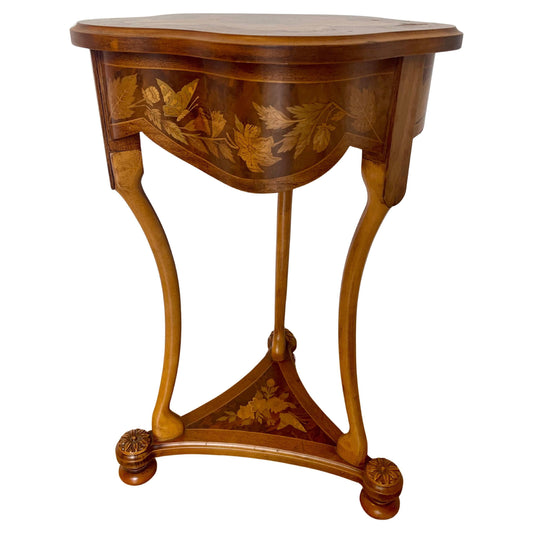 Tavolino italiano in legno intarsiato stile Art Nouveau anni '90