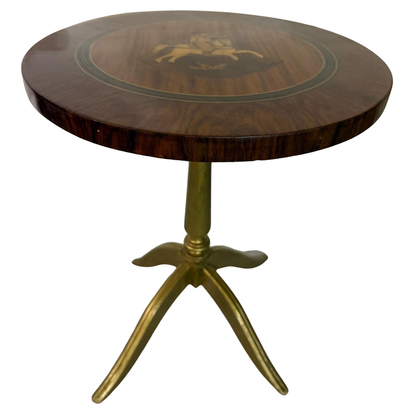 Tavolino rotondo con intarsi "Cacciatore a cavallo" in stile neoclassico
