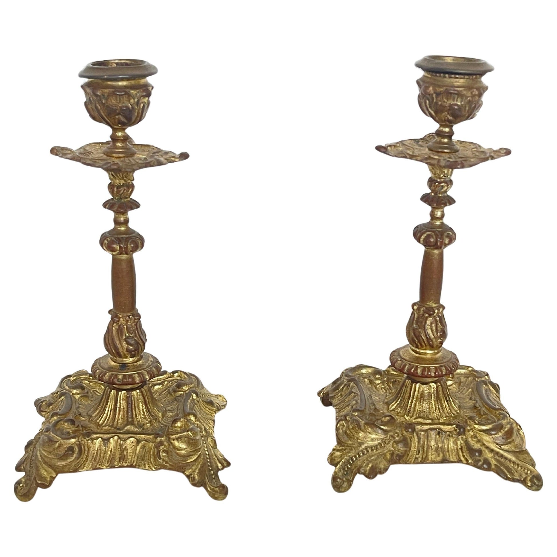 Coppia di Candelieri Antichi in Bronzo Dorato - Stile Barocco Classico