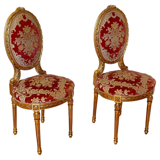 Coppia di Sedie in Stile Luigi XVI – Intagli Dorati e Tappezzeria Barocca