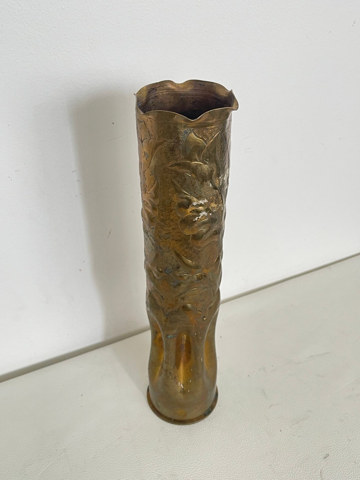 Vaso d’artiglieria in ottone inciso – Trench Art Prima Guerra Mondiale