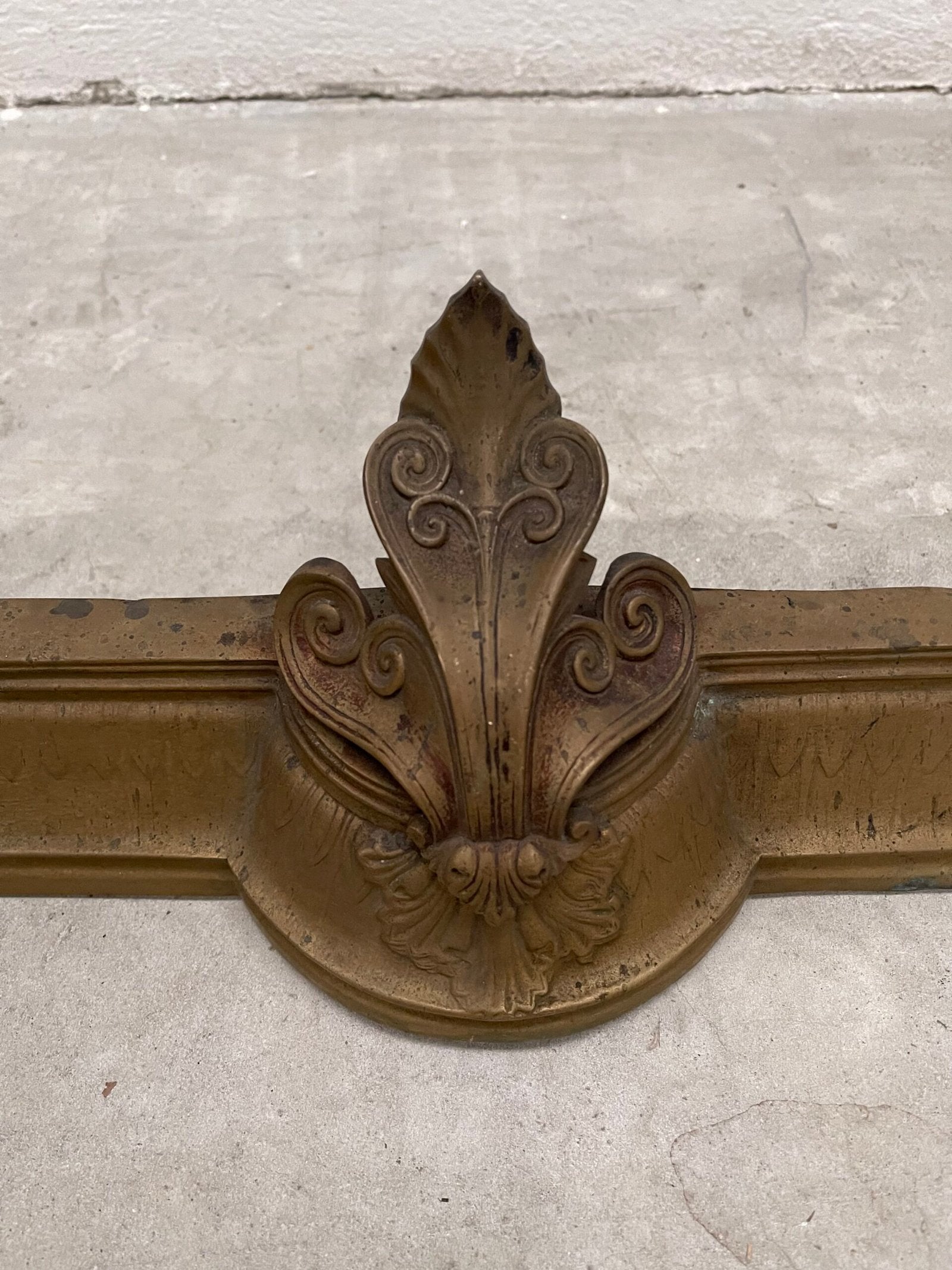 Antico Parafuoco in ottone stile imperio XIX secolo italiano