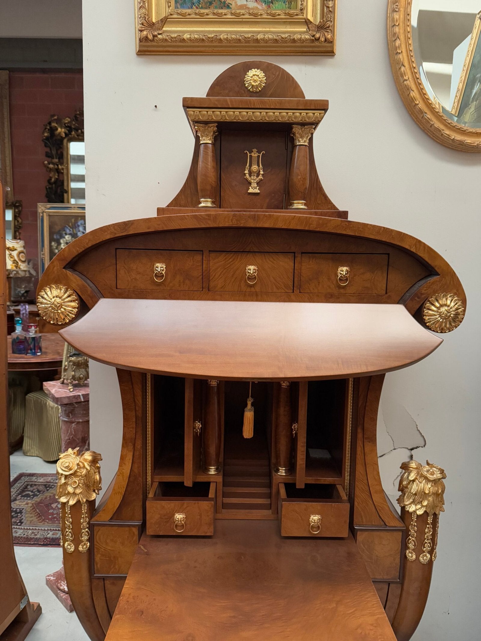 “L’Armonia Imperiale” – Secrétaire in Radica e Bronzo