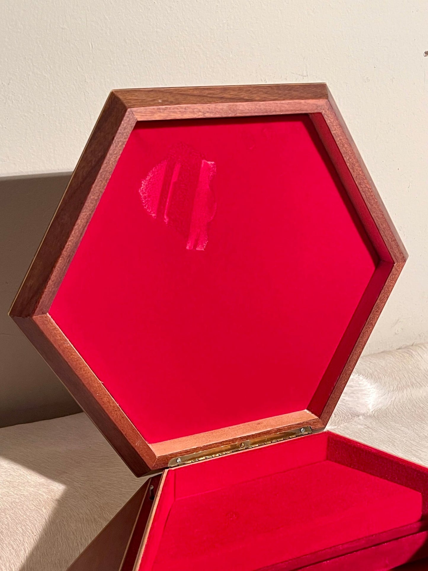 Scrigno Gioiello Musicale in Legno – Made in Italy (1990s)